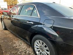 کرایسلەر 300